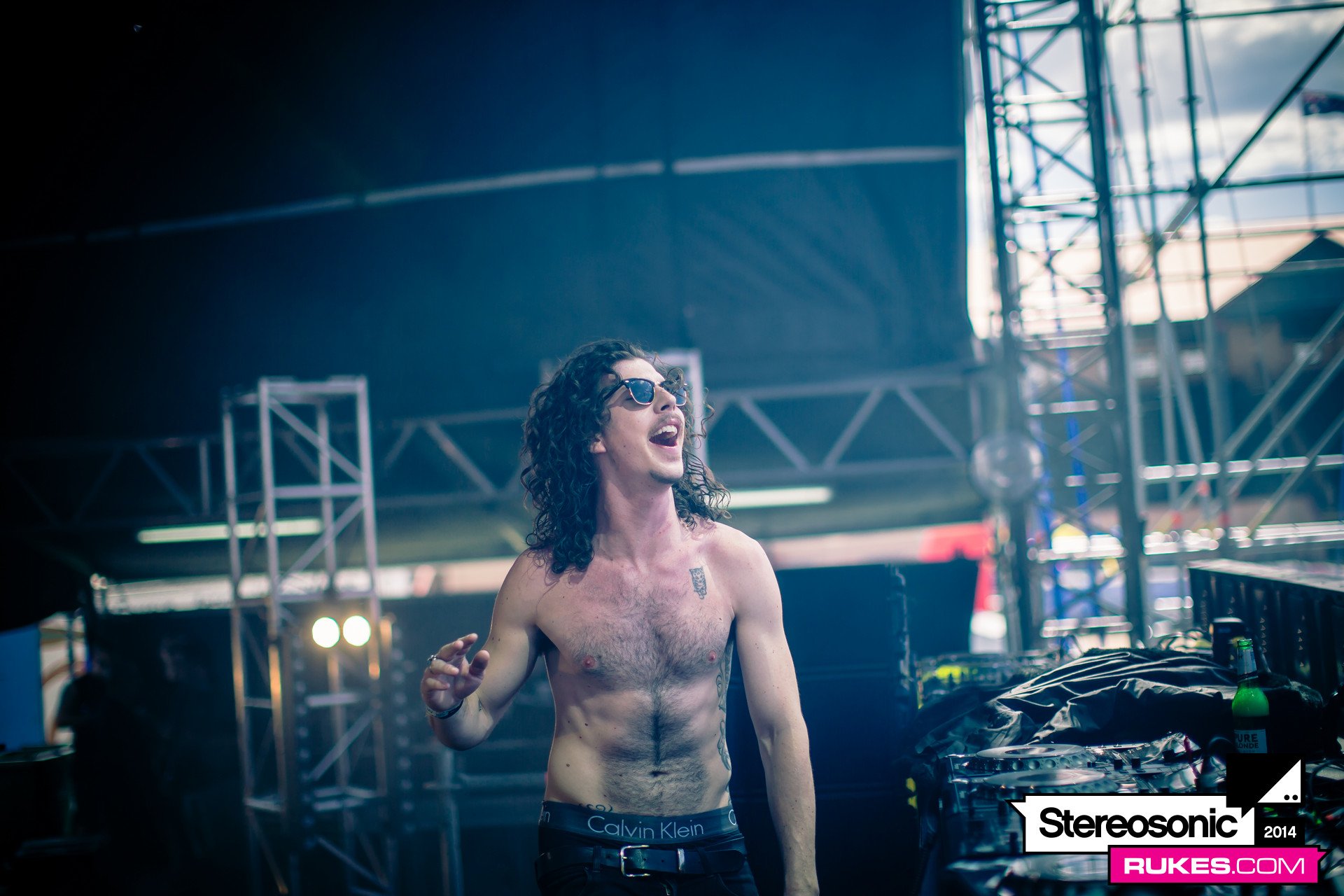 stereosonic14c 047