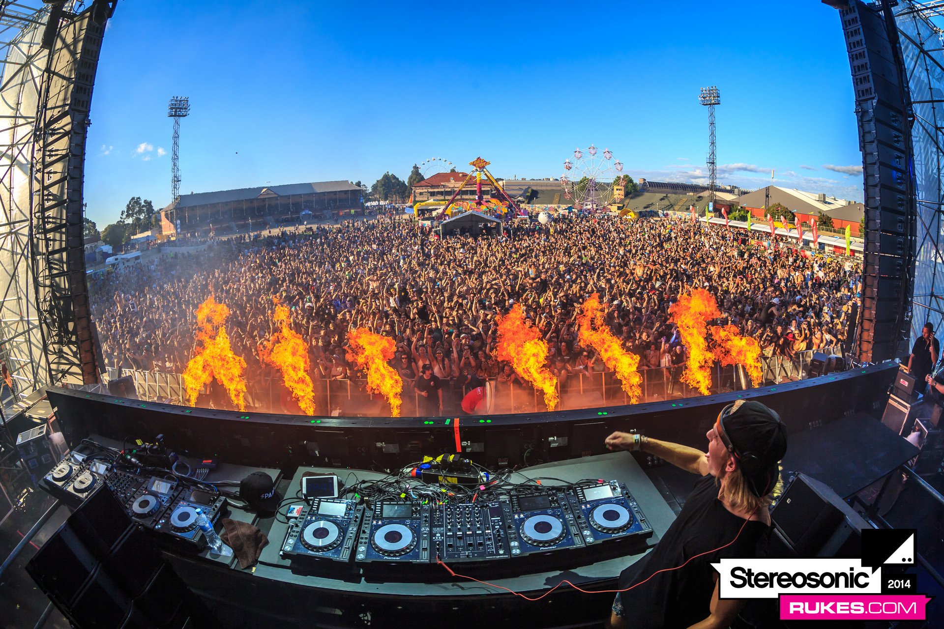 stereosonic14c 094