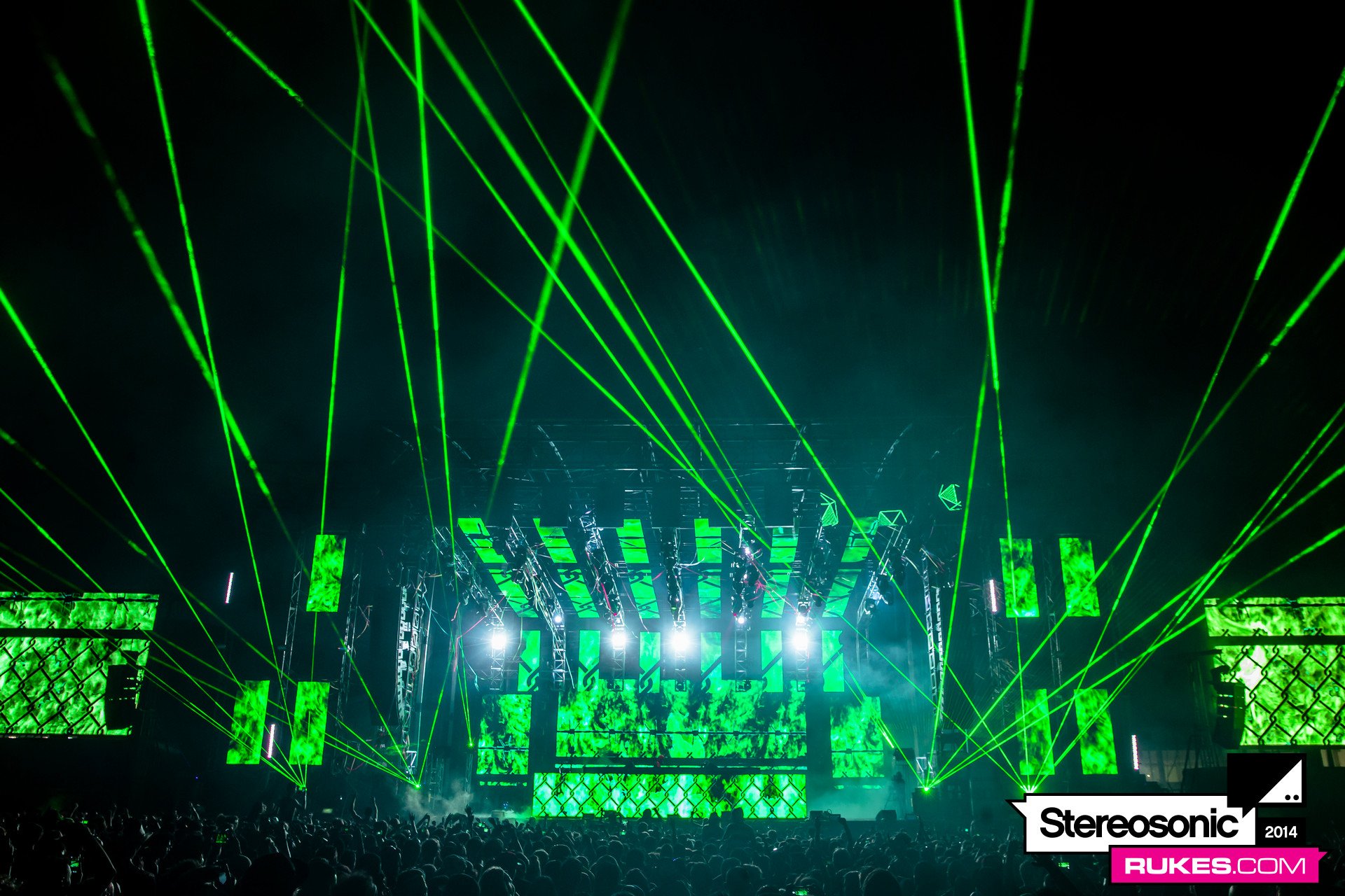stereosonic14d 142