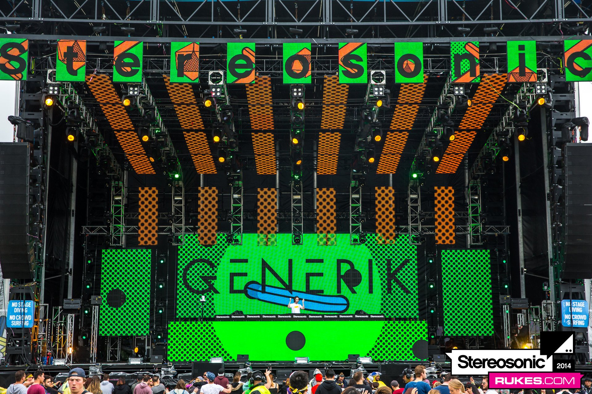 stereosonic14e 004