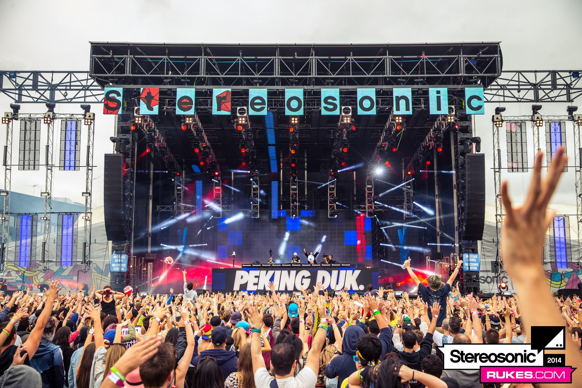 stereosonic14e 040