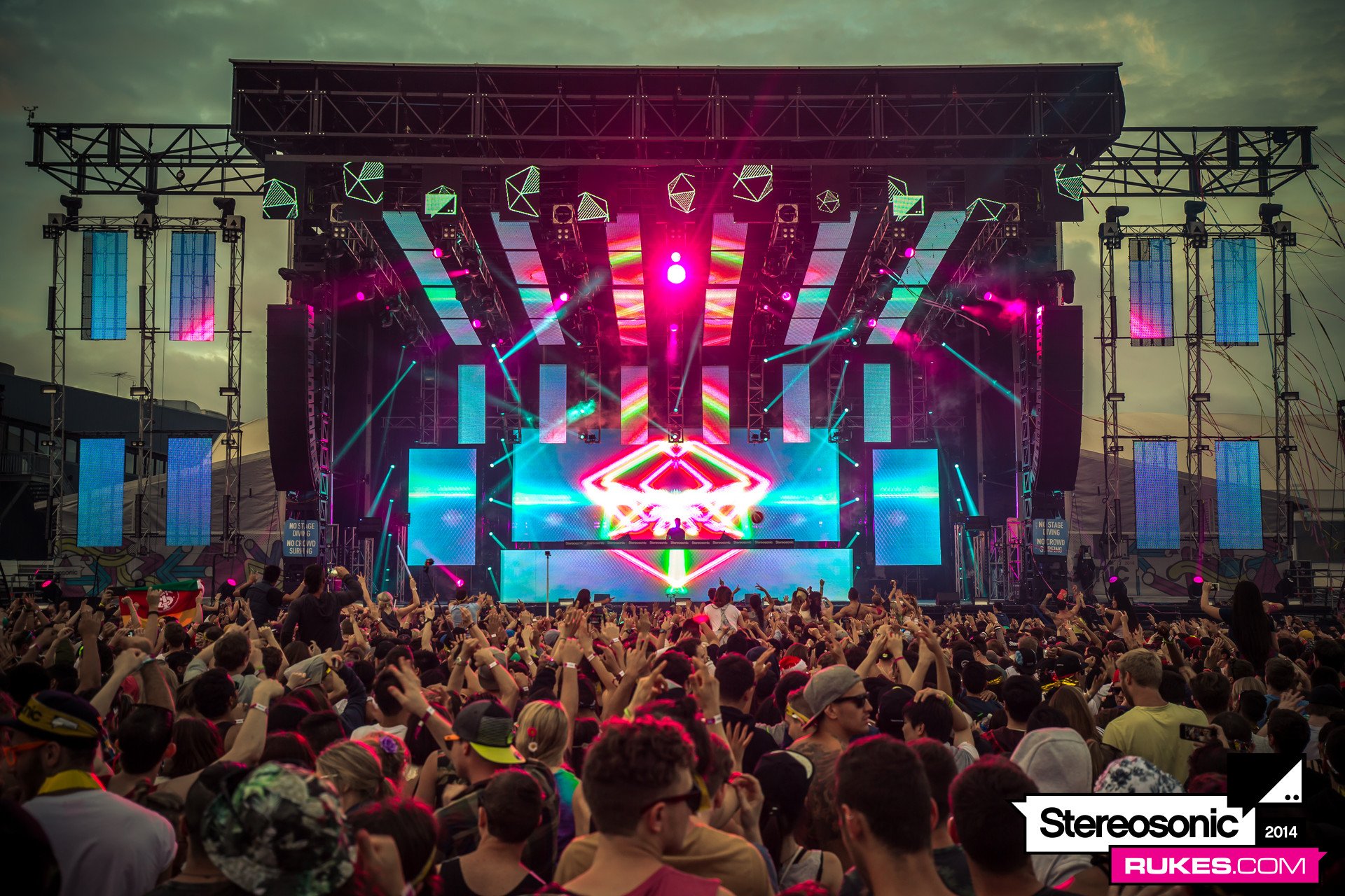stereosonic14e 155