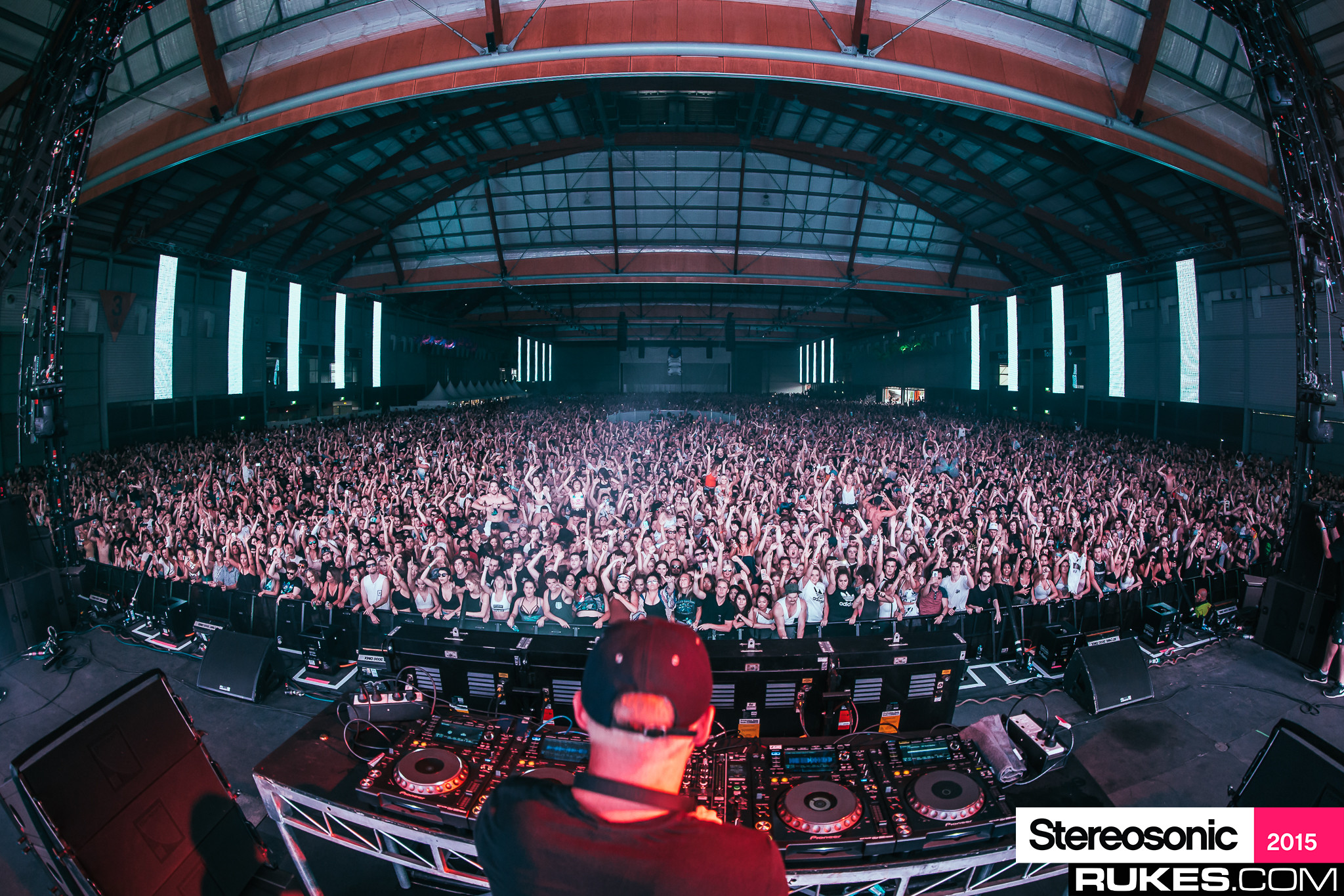 stereosonic15a 050
