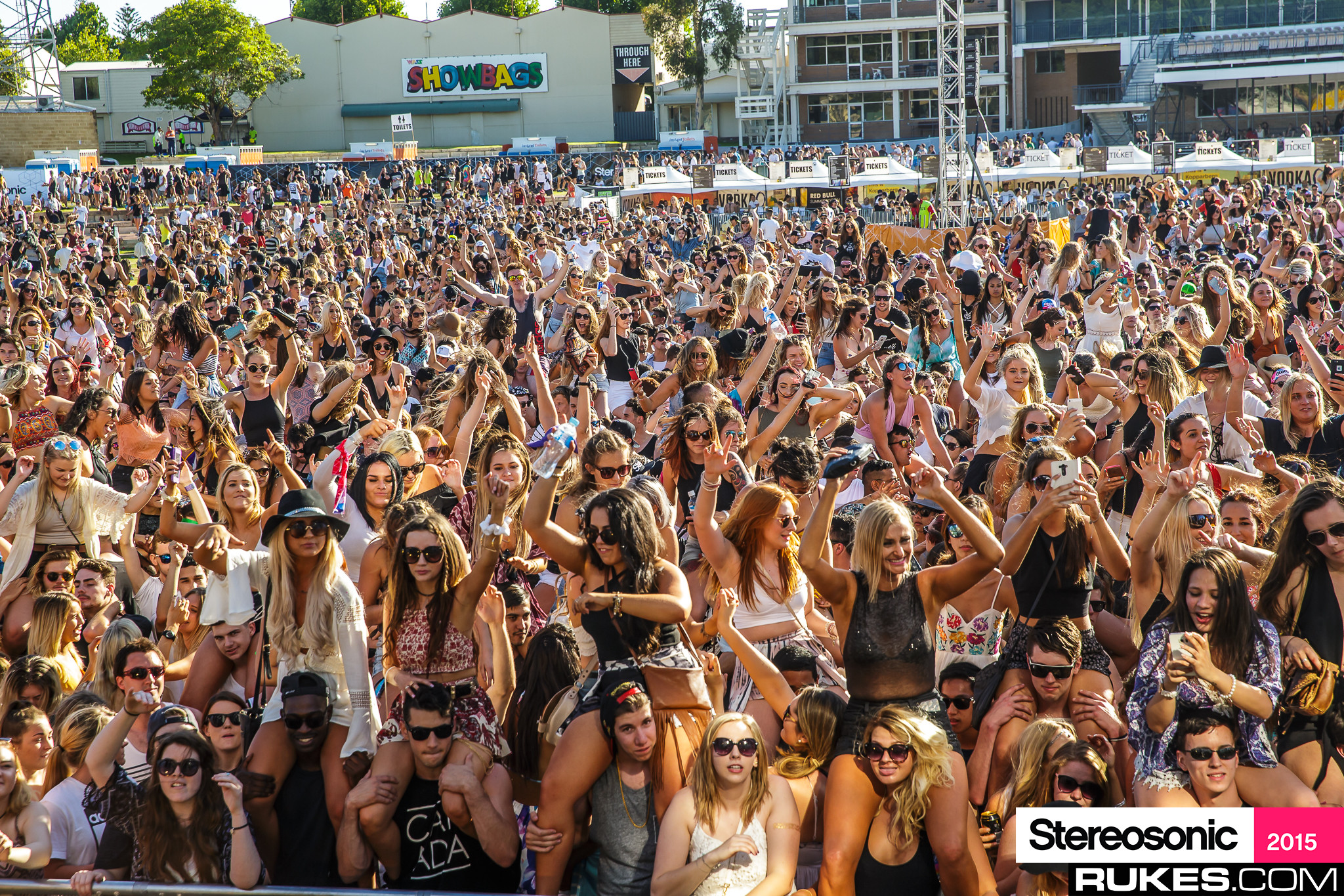 stereosonic15b 053