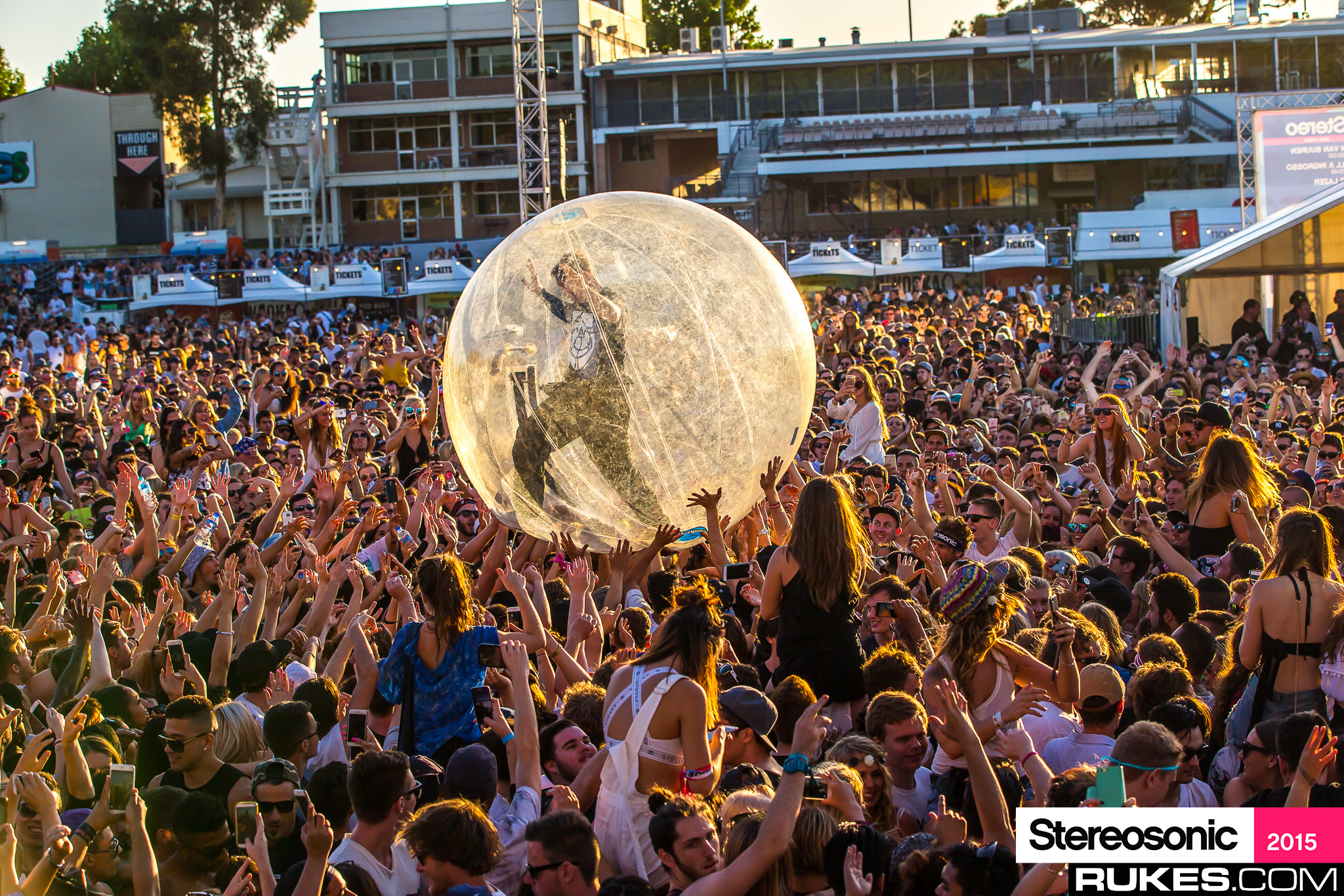 stereosonic15b 070