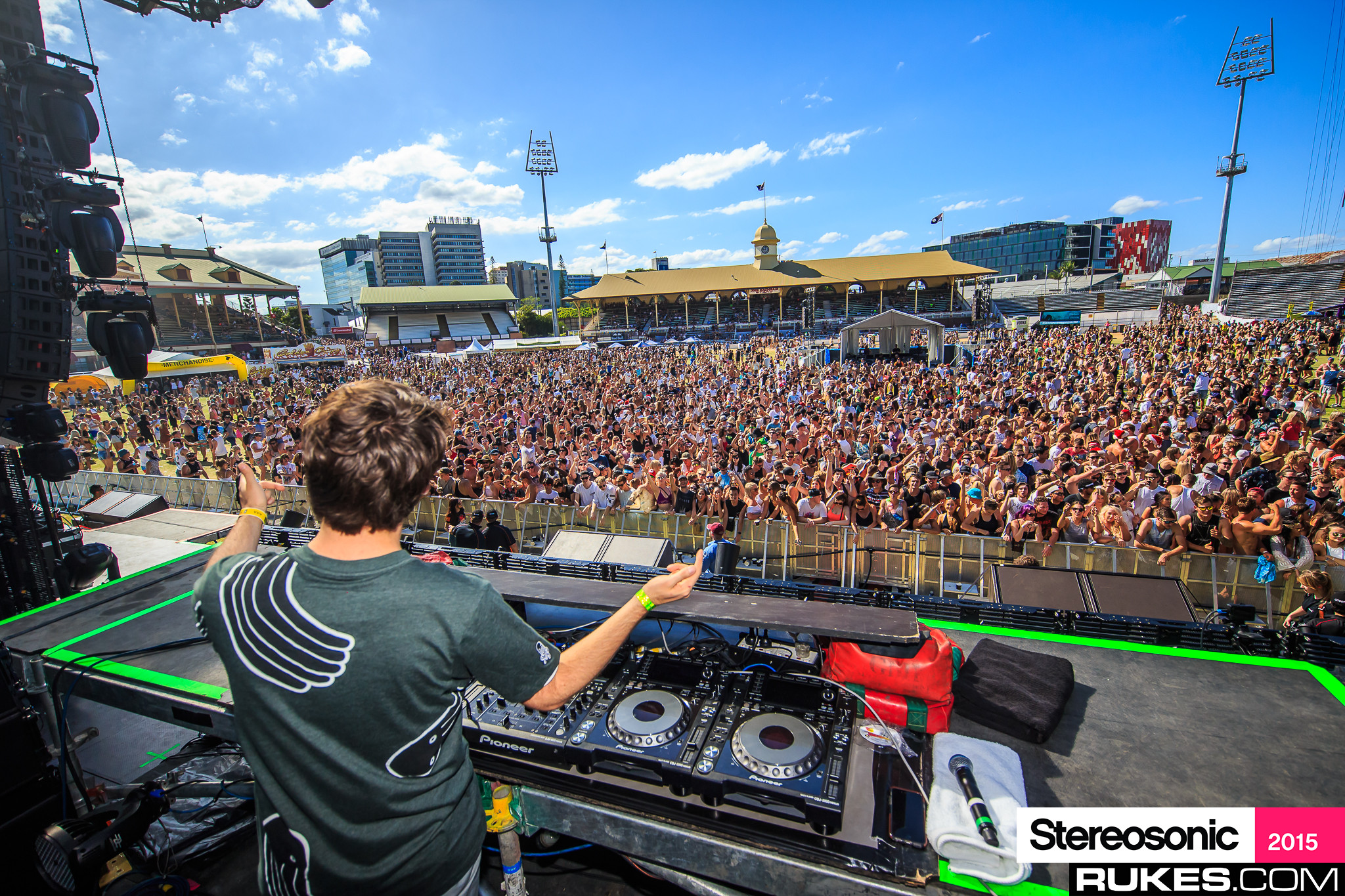 stereosonic15d 043