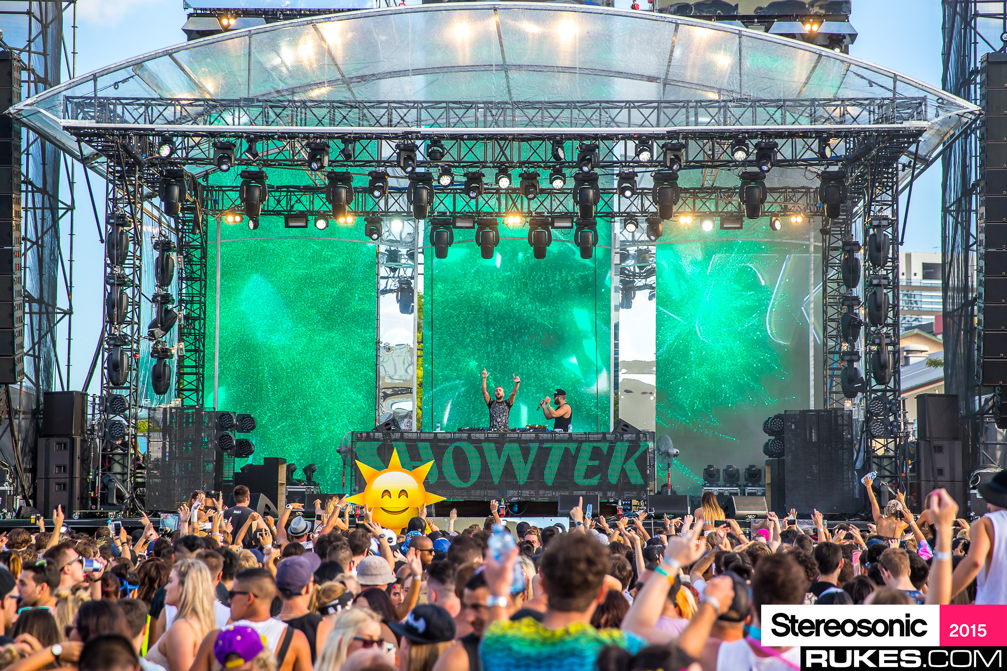 stereosonic15d 081