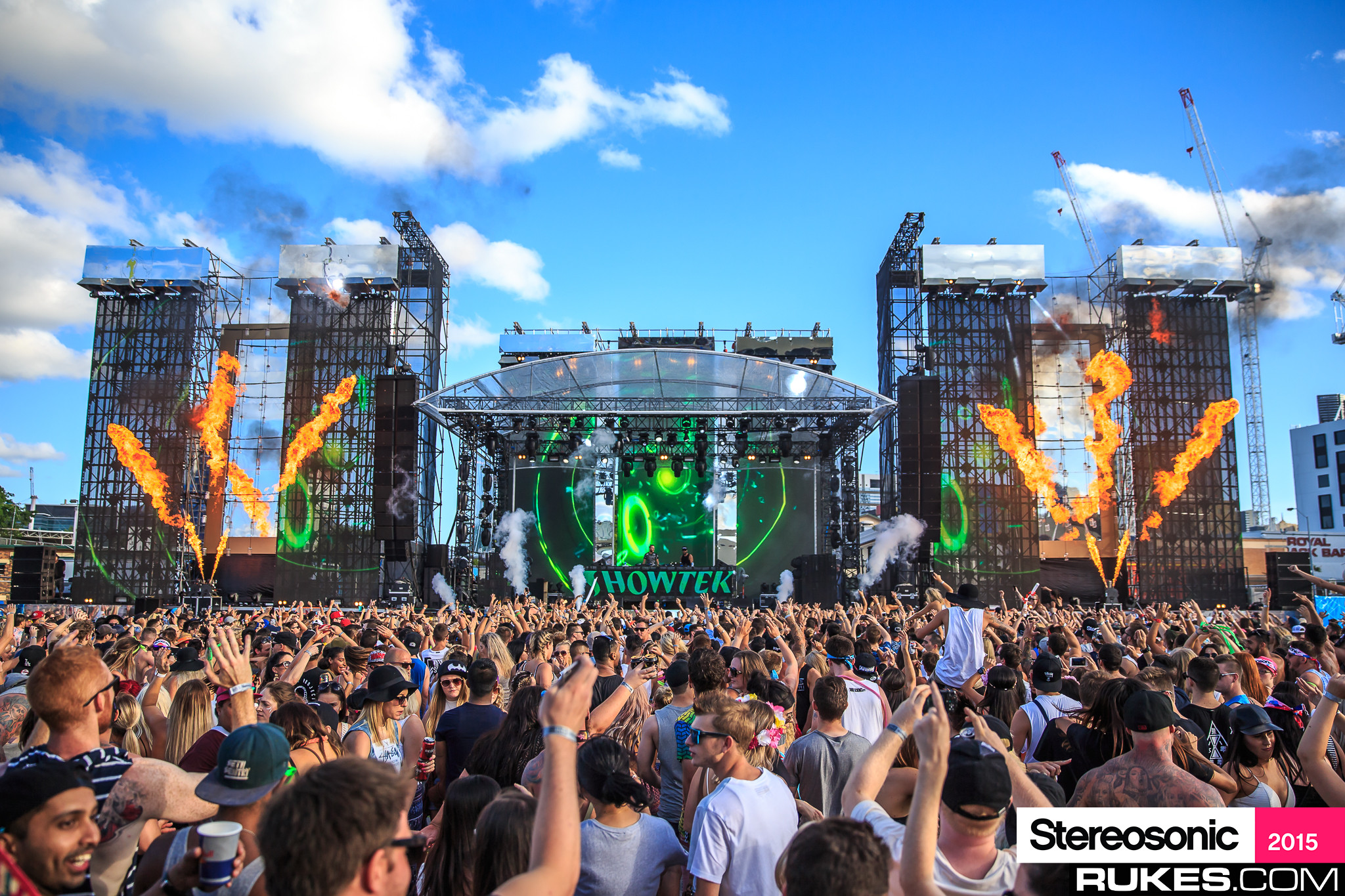 stereosonic15d 082