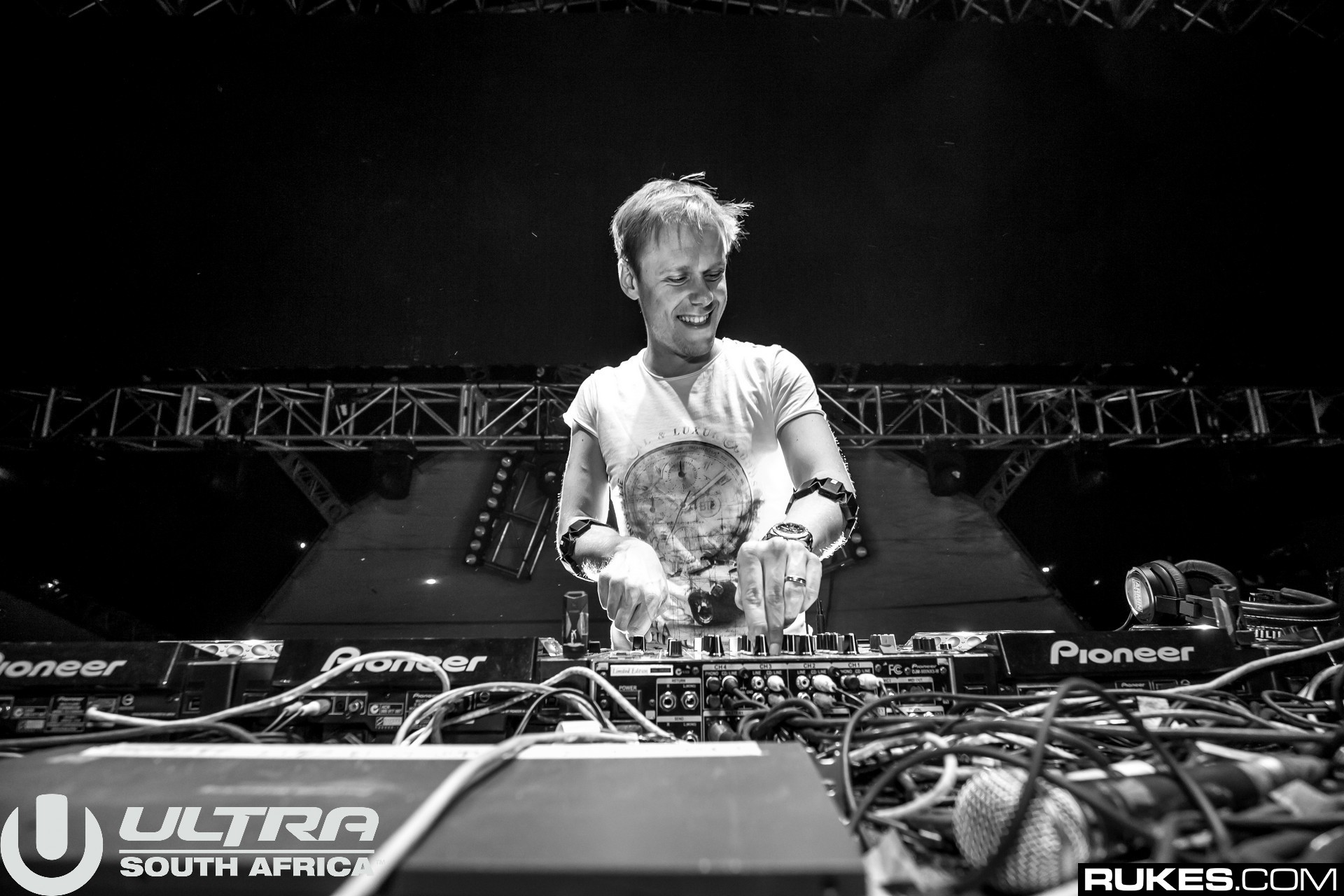ultrasa15b 104
