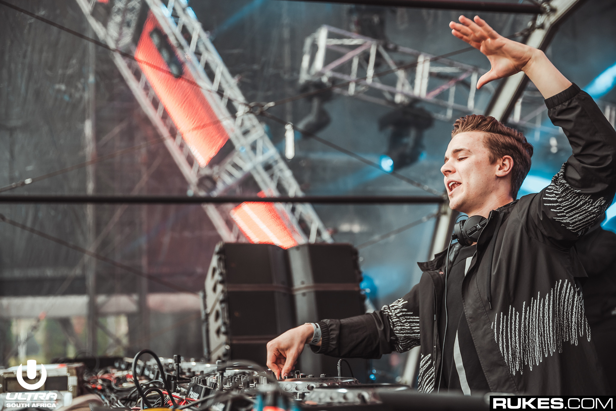 ultrasa17b 016