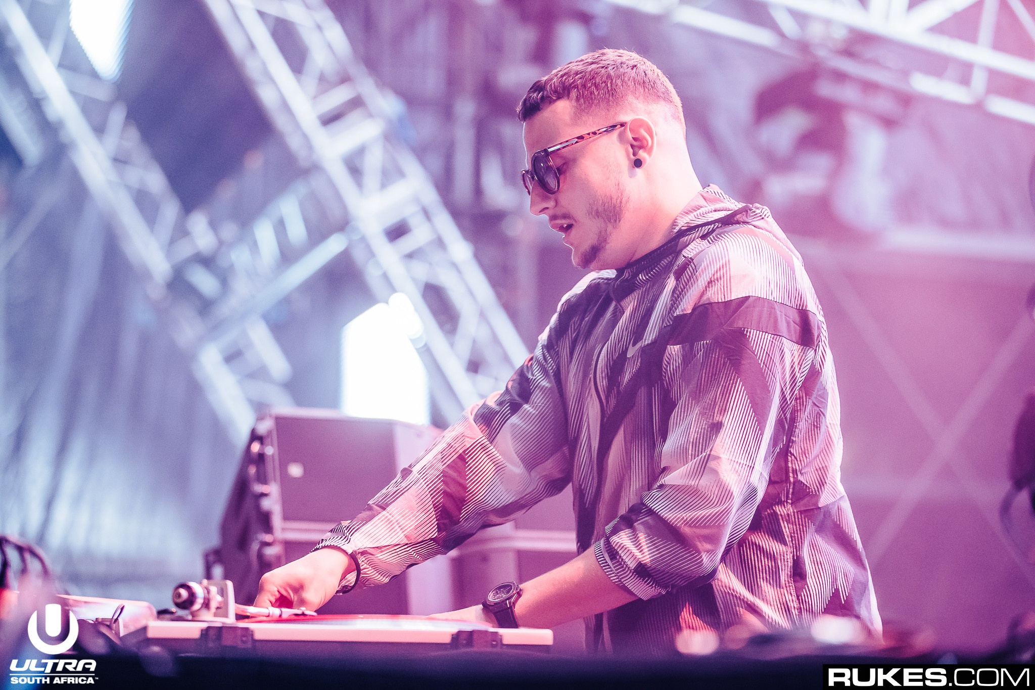 ultrasa17b 095