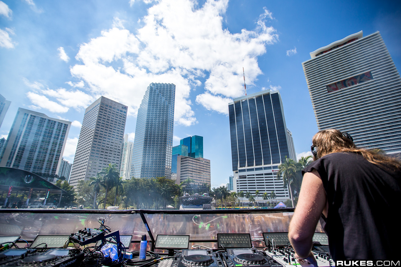 umf13b_011.jpg