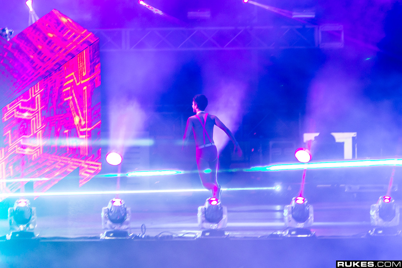 umf13b_167.jpg