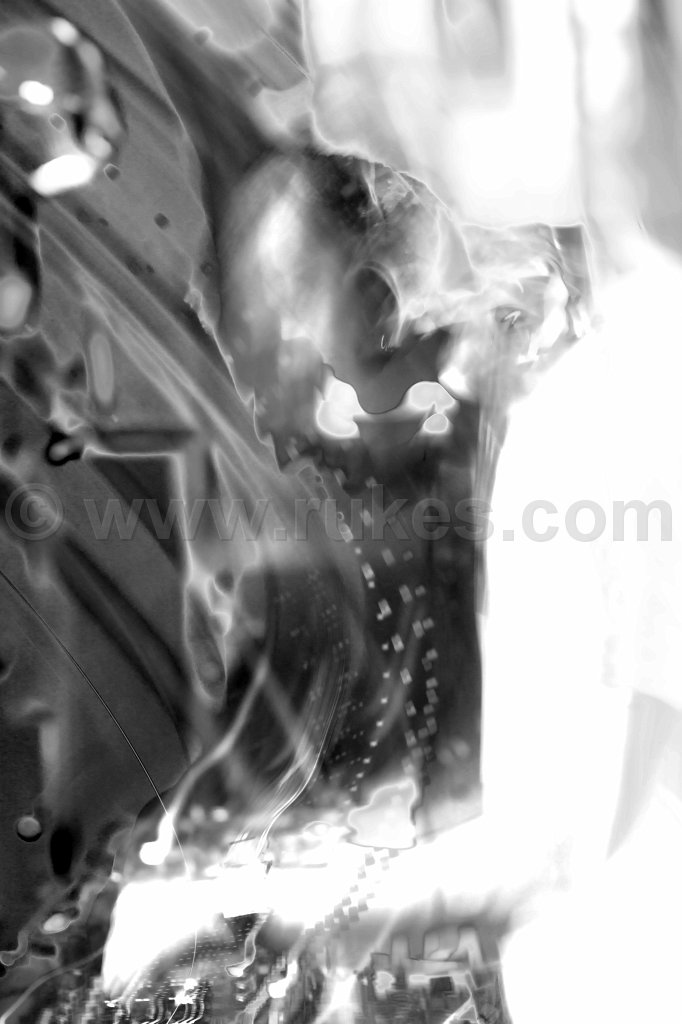 IMAGE: http://photo.rukes.com/vanguard112/slides/vanguard112%20070.jpg