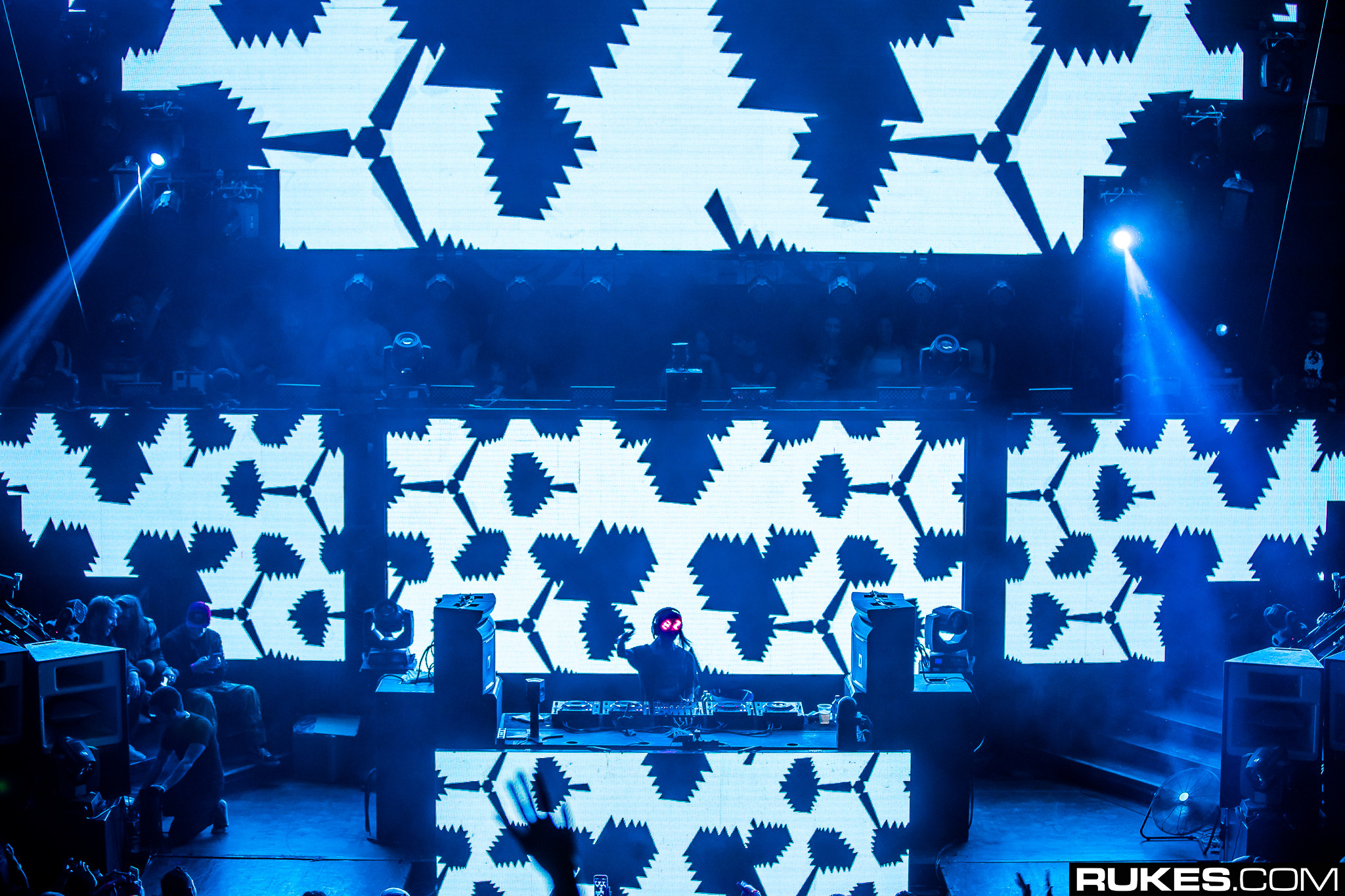 exchangela7 028