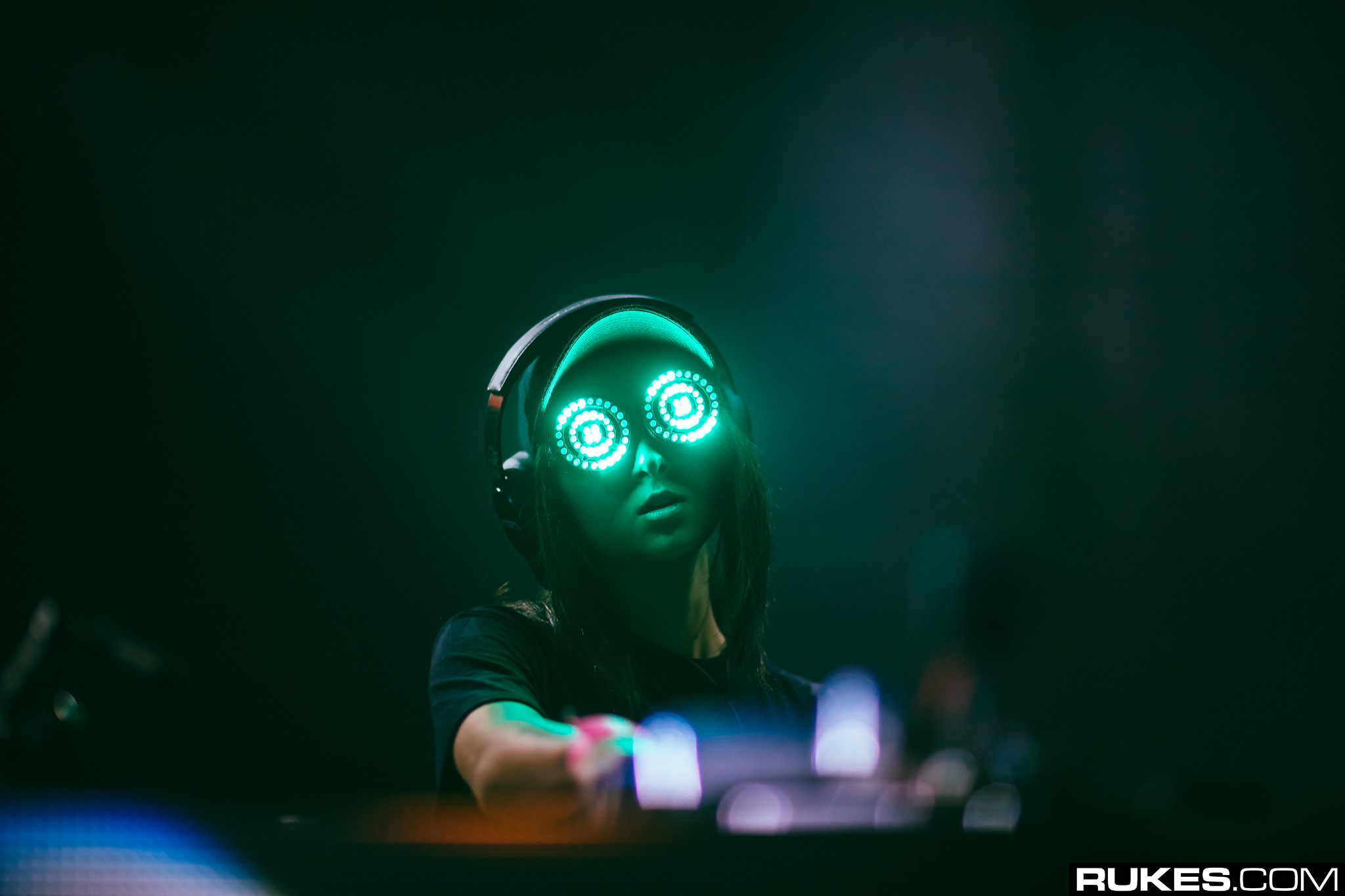 exchangela7 048