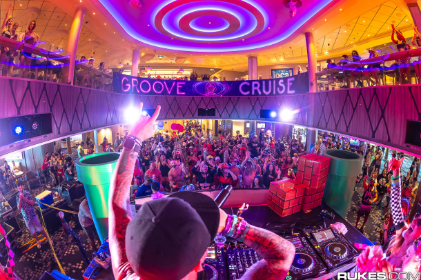 groovecruise24c_014