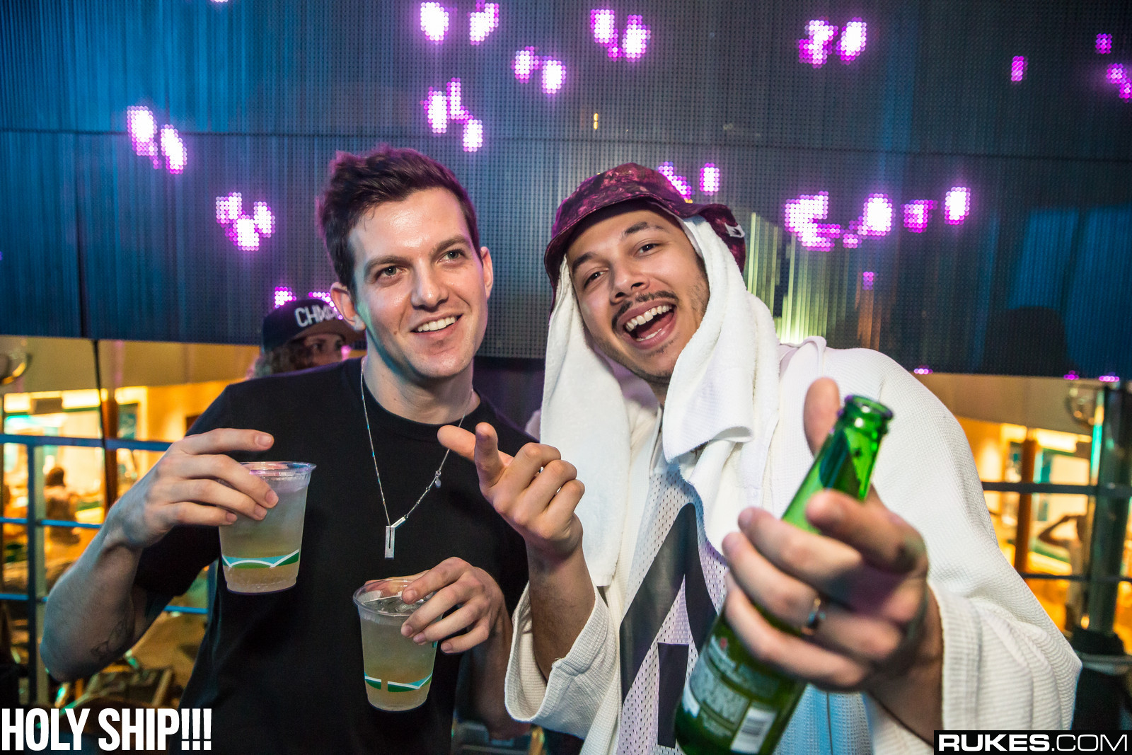 holyship14b_066.jpg