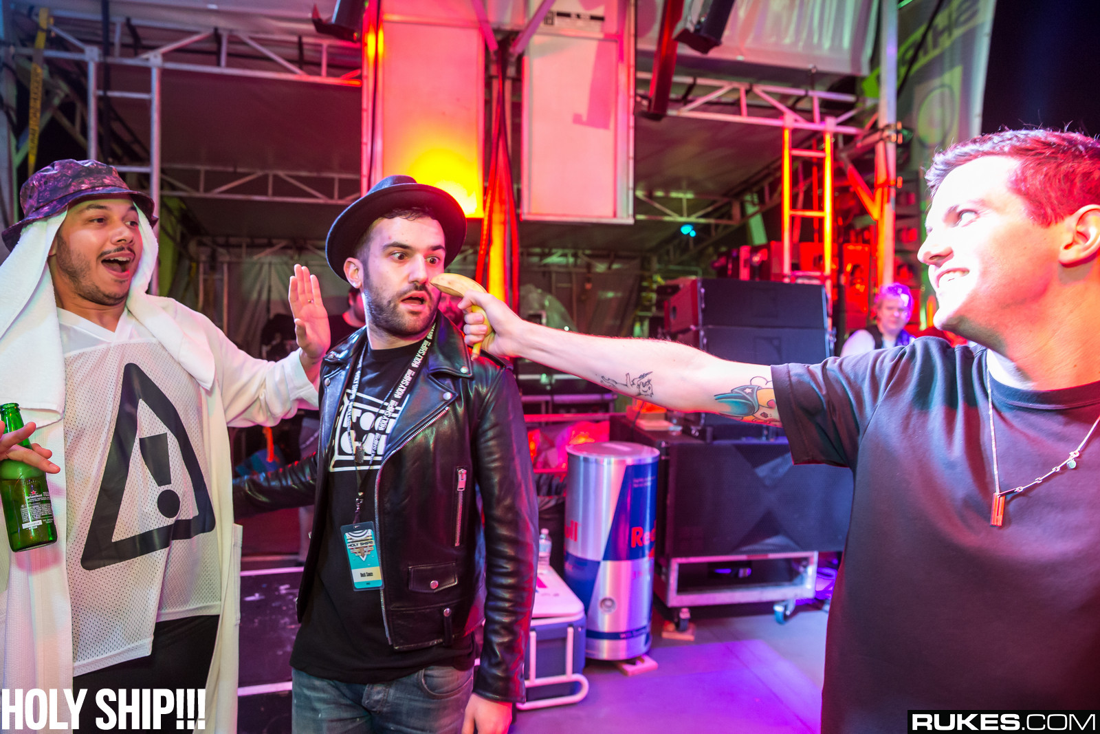 holyship14b_068.jpg