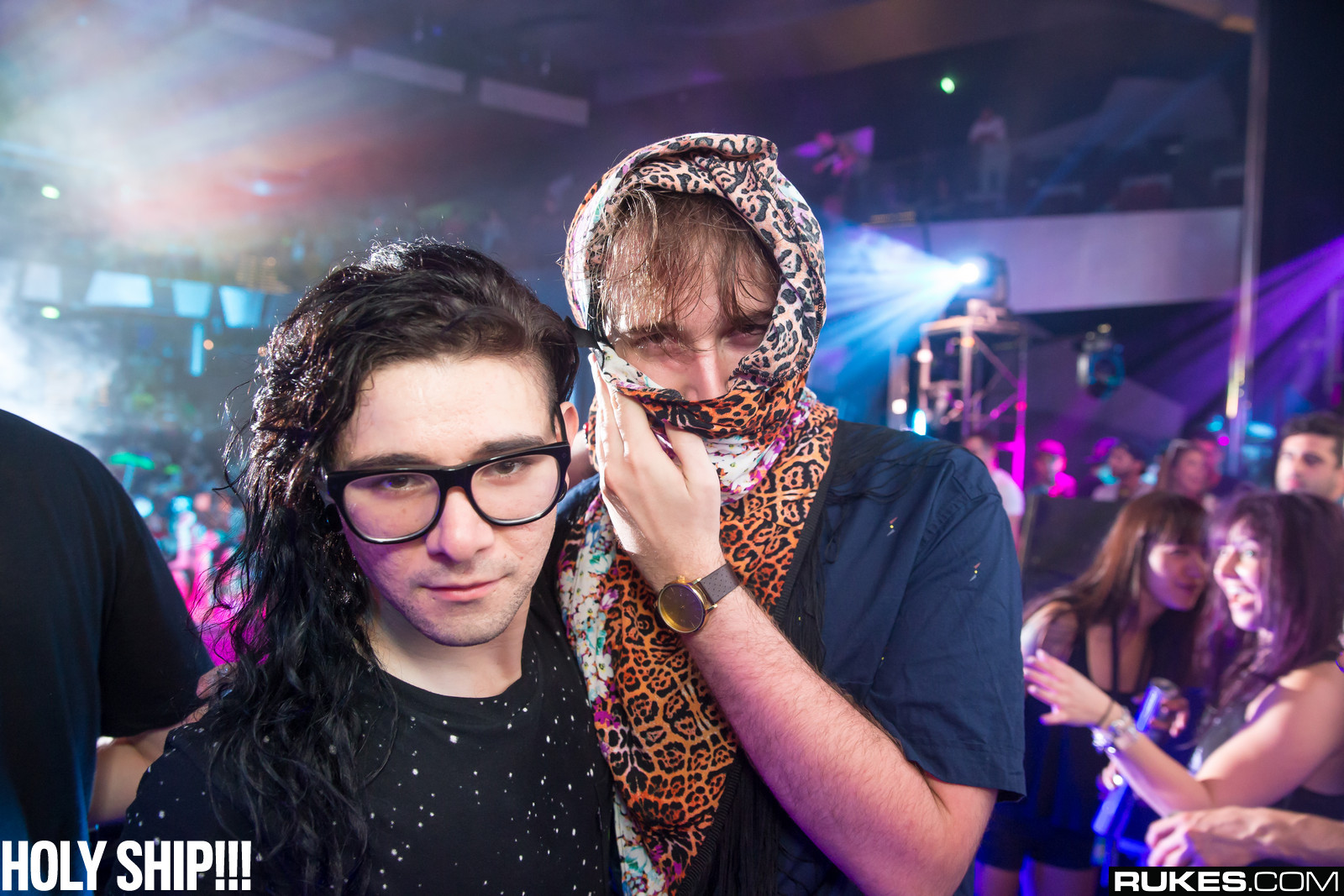 holyship14b_135.jpg