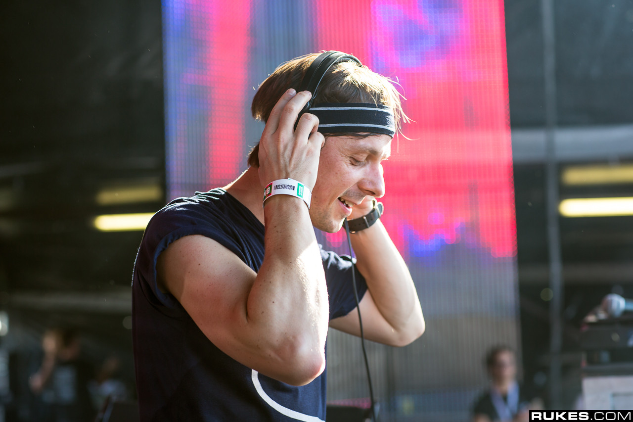 stereosonic8_041.jpg