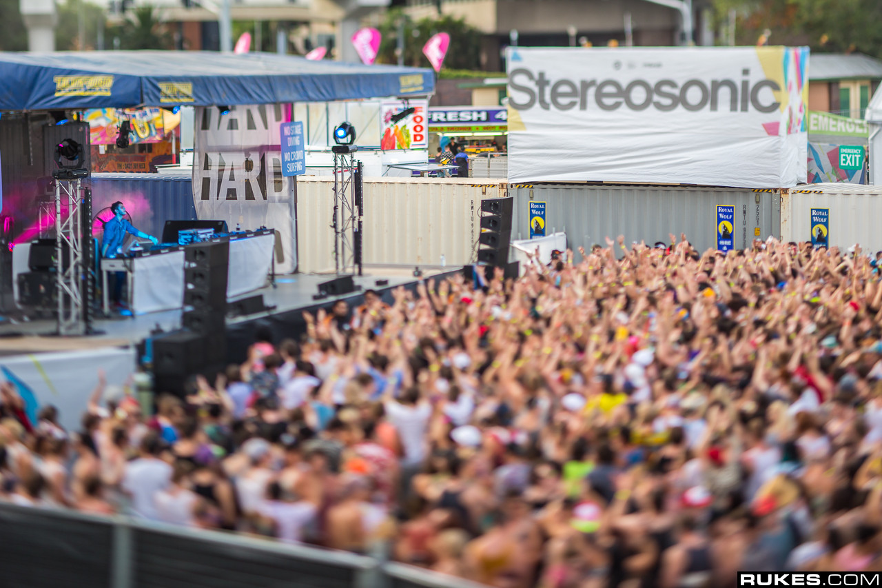 stereosonic8_087.jpg