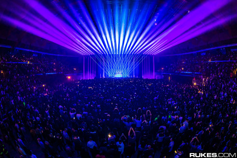 unipolarena_007